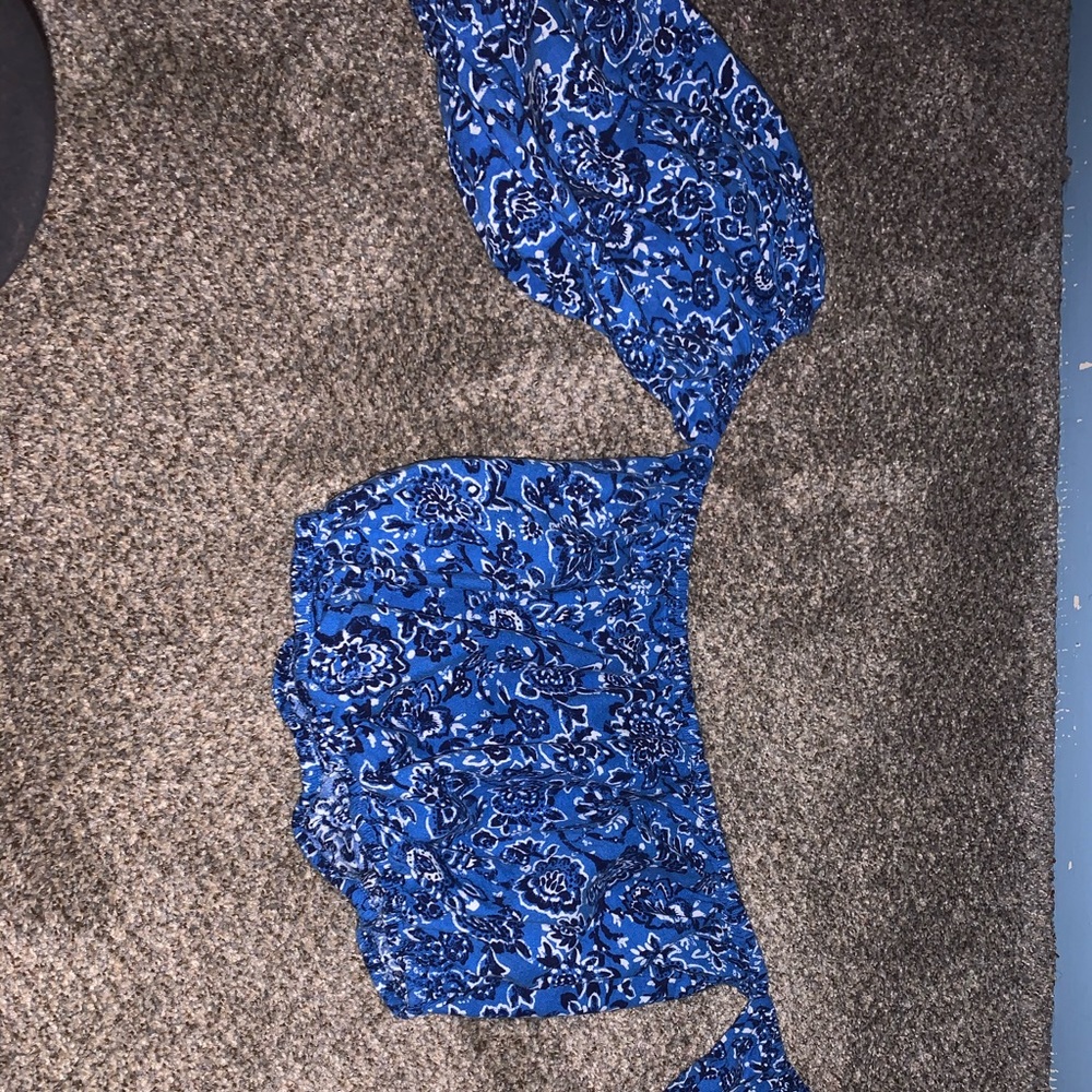 Off the shoulder blue crop top